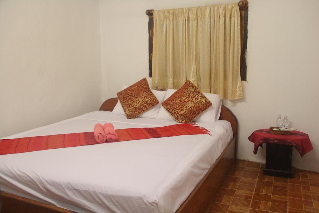 Lpq Backpackers Hostel Luang Prabang Cameră foto